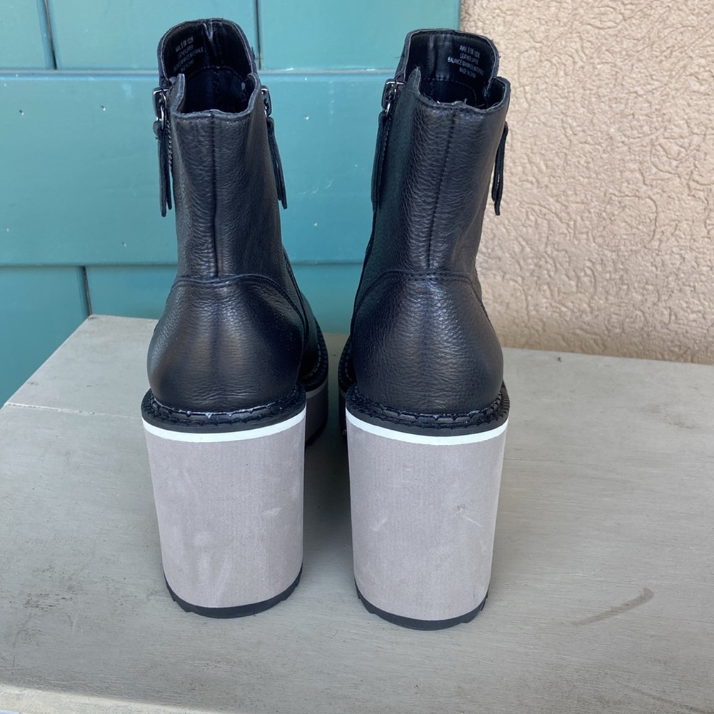 NAKED FEET‎ AVAIL black leather wedge ankle boot. Size 8.5 - Picture 4 of 8